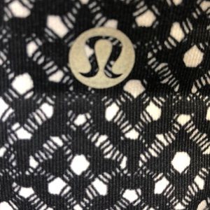 lululemon athletica Tops - Lululemon black and white tank, sz 8, 62902, NWT lululemon athletica Tops - Lululemon black and white tank, sz 8, 62902, NWT
